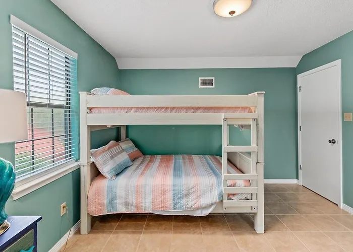 3br-pets-yard -bay Access -wi-fi *